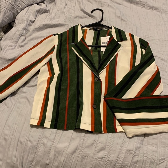 Forever 21 button up crop top - Picture 1 of 1